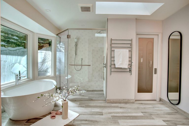 Modern Design Ideas for Bathroom Remodeling Topeka Projects