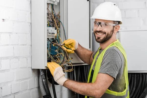 Improve Your Home’s Electrical System with a Leesburg FL Electrician