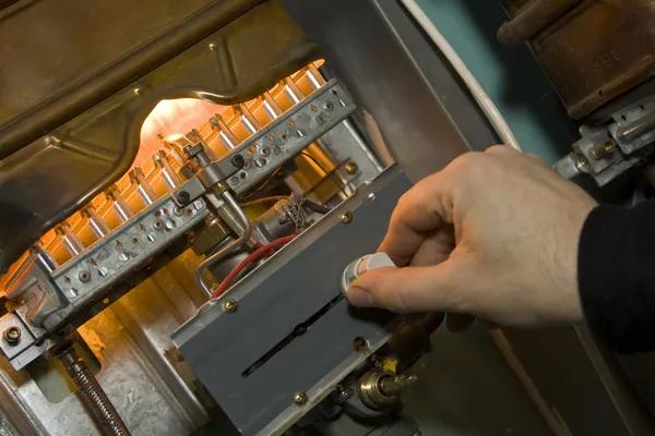 Understanding the Benefits of Emergency furnace repair service